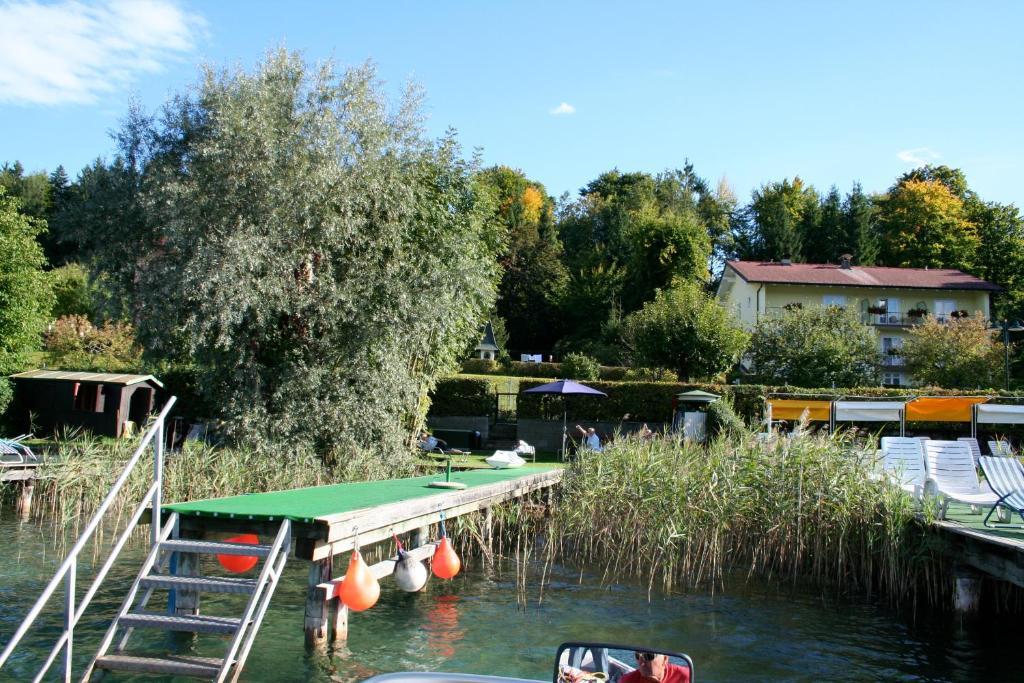 Ferienbungalow Weber Velden am Wörthersee Esterno foto